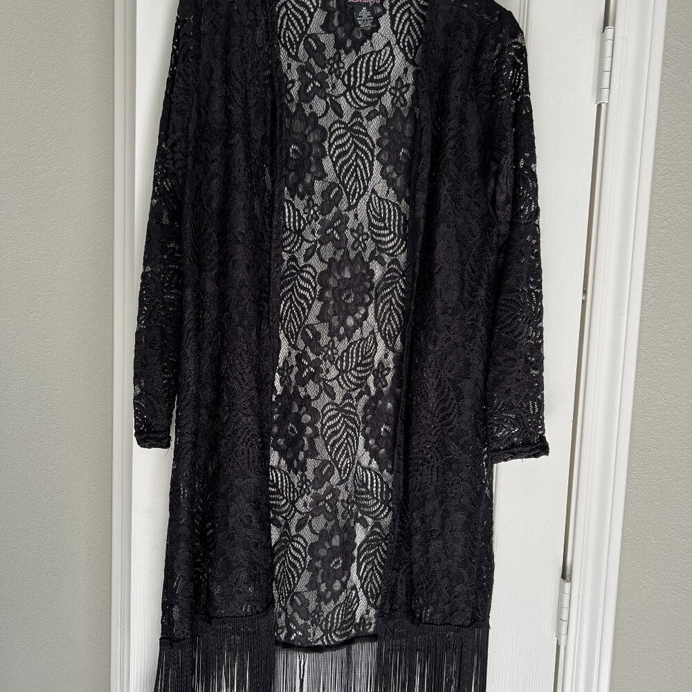 Beautiful Dressy Lace Cardigan with Fringe! by Questions   Black   Size M  Soft!